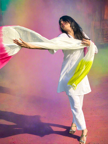 Why is Youthnic's collection the best for Holi?