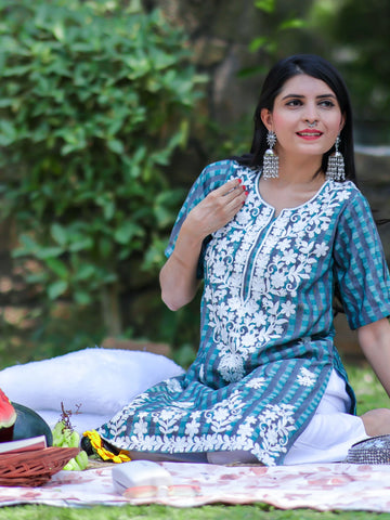 Rama Green Cotton Blend Stripted Straight Chikanakri Embroidery Multicolor Kurti