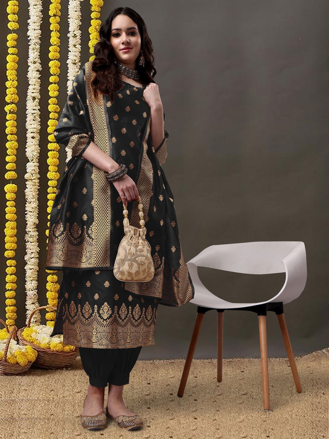 Youthnic - Silk Straight Kurta Salwar Pant With Banarasi Dupatta