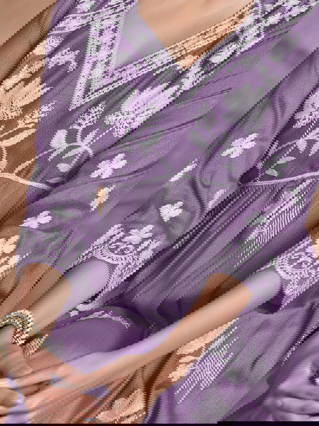 Youthnic - Vichitra Silk Chikankari Embroidered Naira Cut Kurta