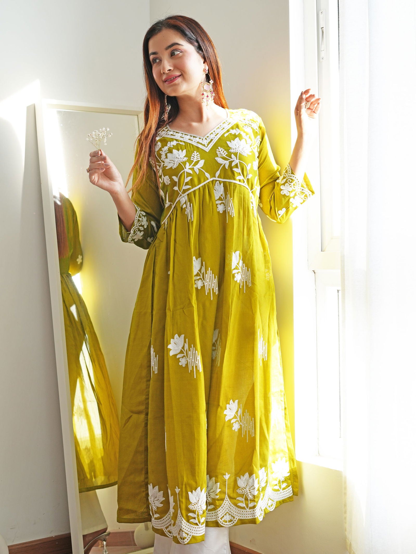 Youthnic - Vichitra Silk Chikankari Embroidered Naira Cut Kurta