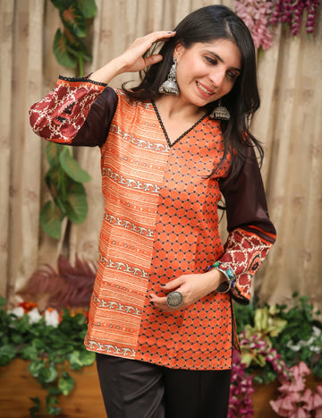 Silk Blend Printed Staright fit Tunic Short Kurti (Orange)