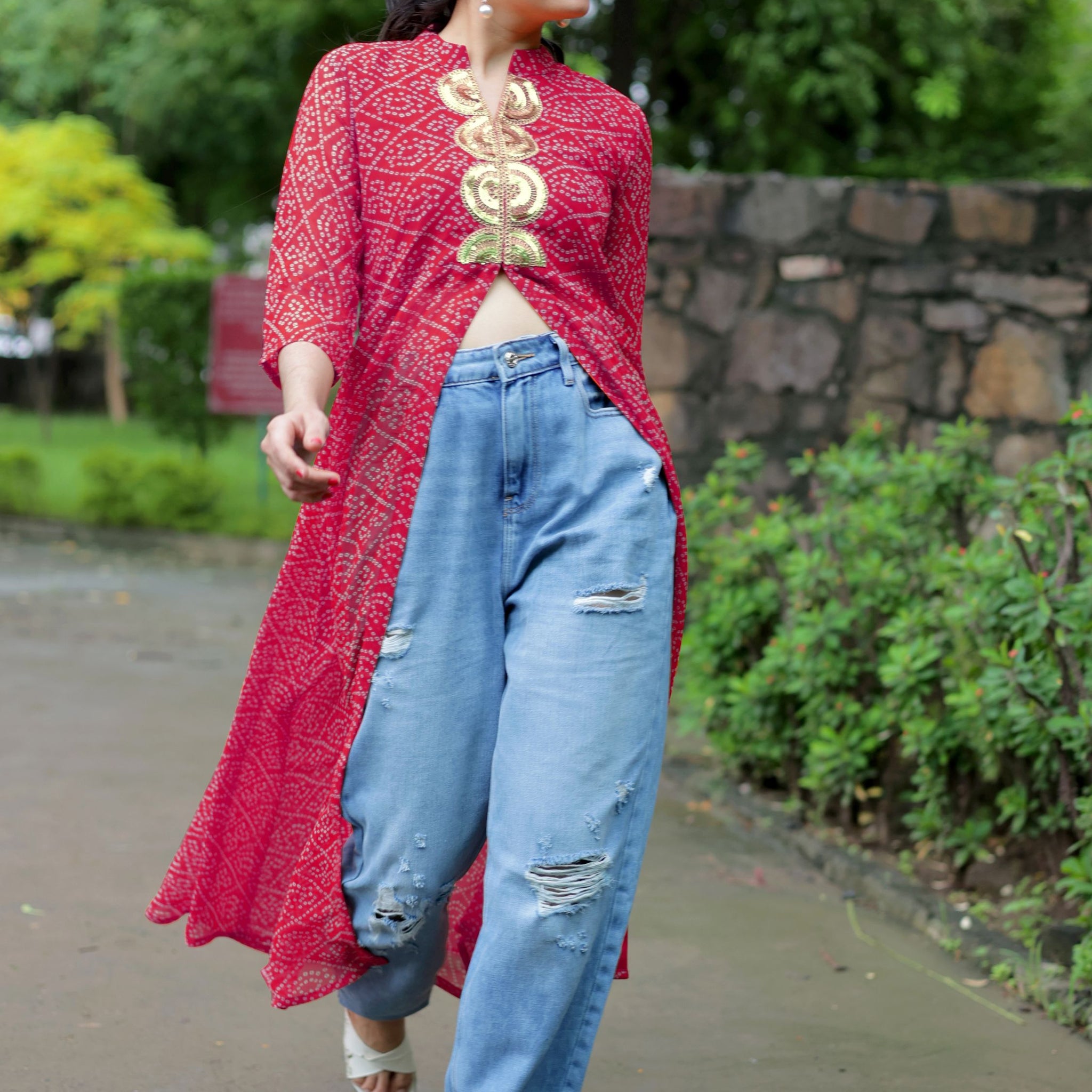 Pink Georgette Bandhani Print Embroidery High front Slit Kurta