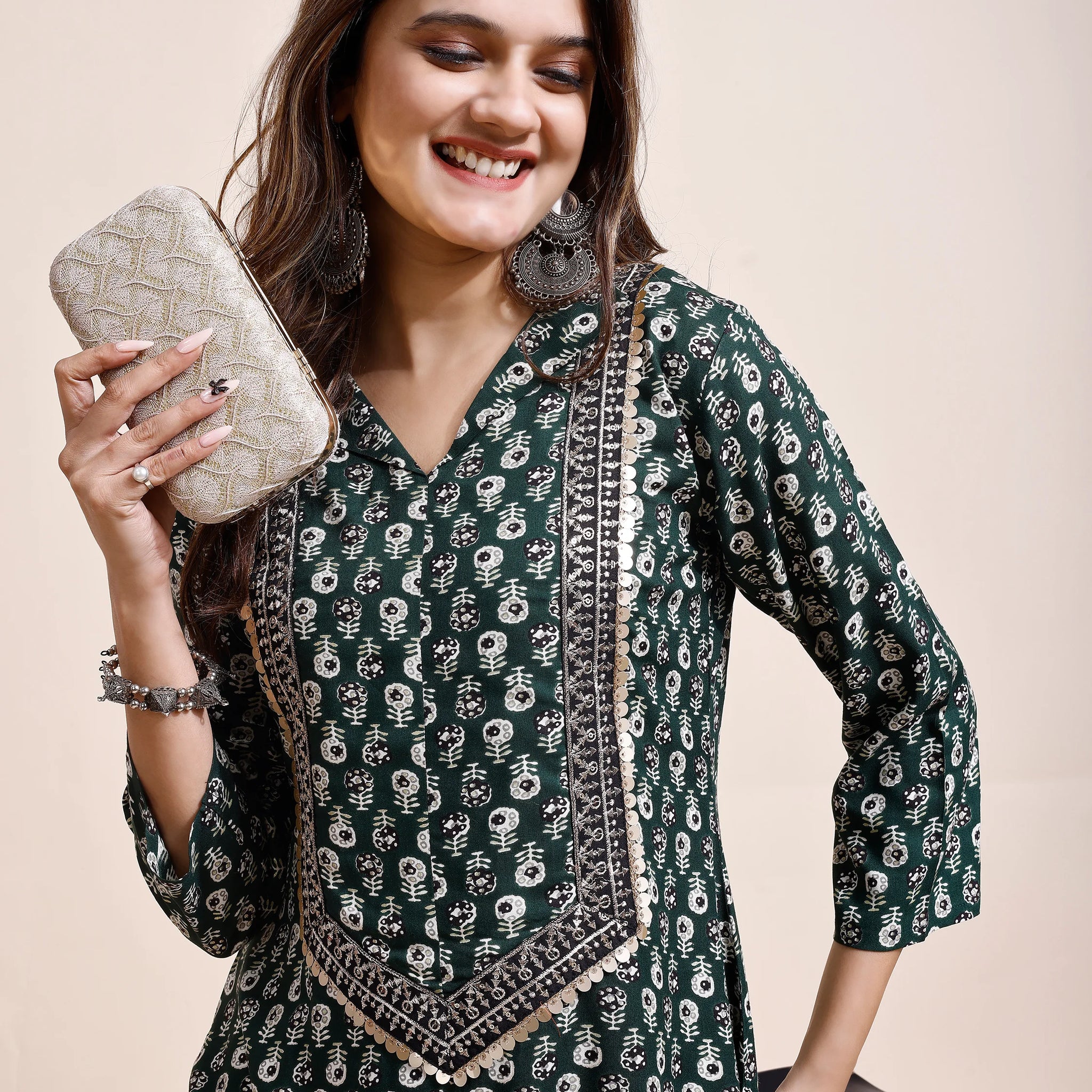 Green Rayon Yoke Embroidery and Printed Straight kurta