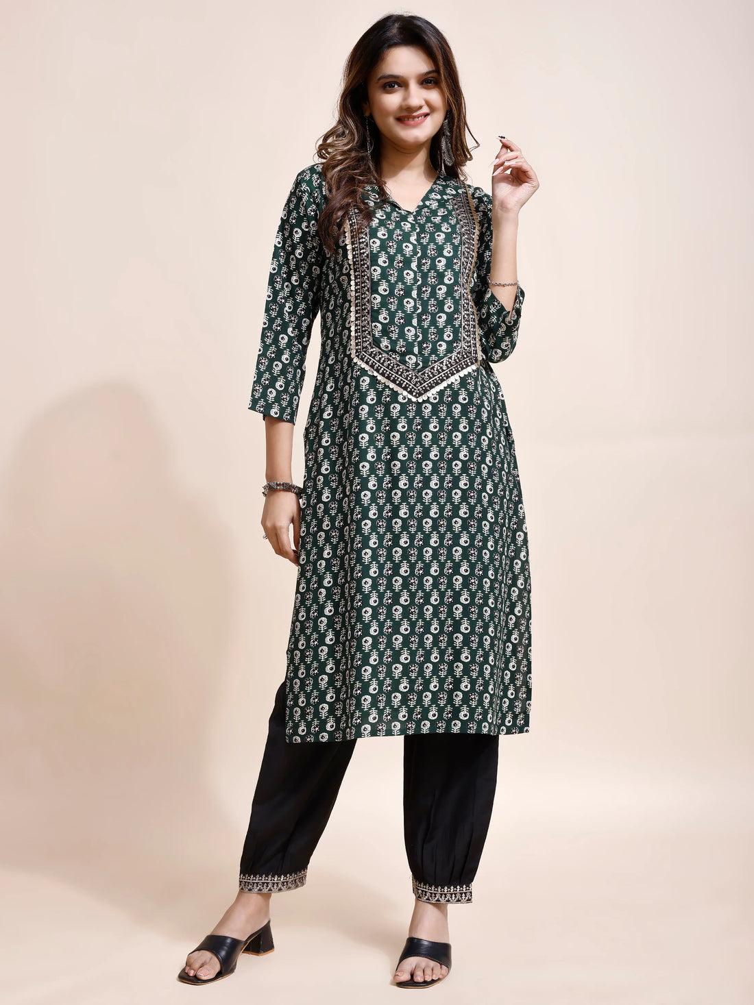 Green Rayon Yoke Embroidery and Printed Straight kurta
