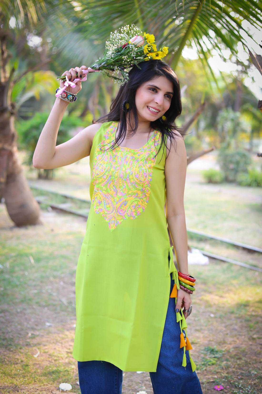 Parrot Green Cotton Blend Yoke Embriodery Sleeveless Kurta With Tassles and Kodi