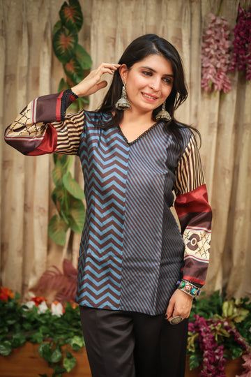 Silk Blend Printed Staright fit Tunic Short Kurti (Navy Blue)