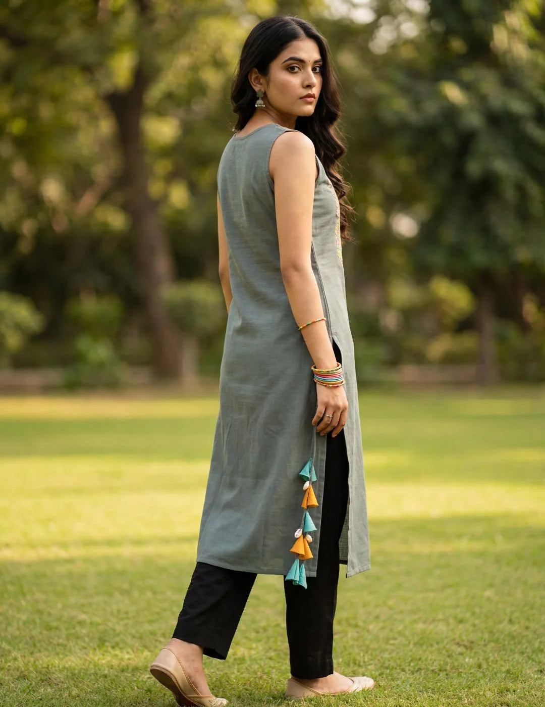 Grey Cotton Blend Yoke Embriodery Sleeveless Kurta With Tassles and Kodi