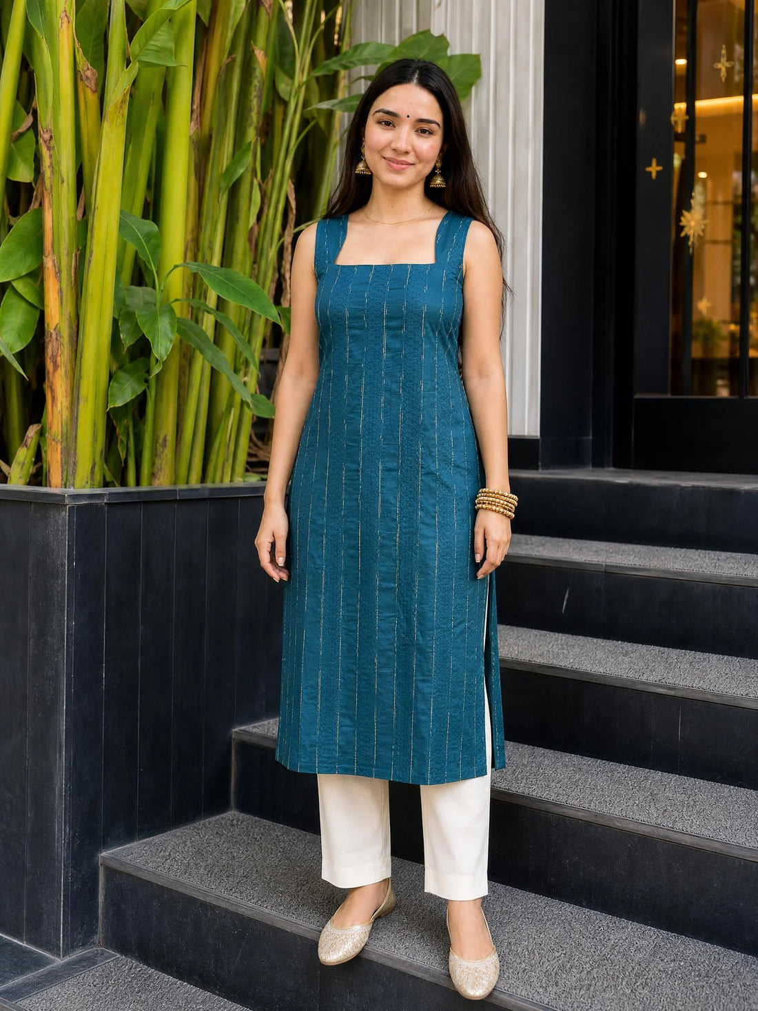 Teal Silk Blend Zari Work Sleeveless Straight Kurta