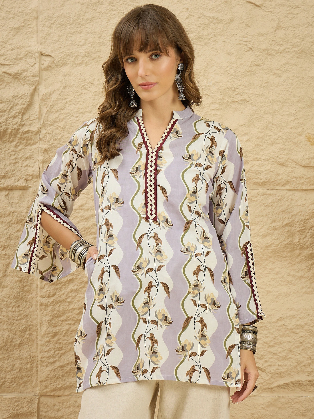 Cotton Blend Floral Print Summer Wear Straight Short Kurti (Lavender)