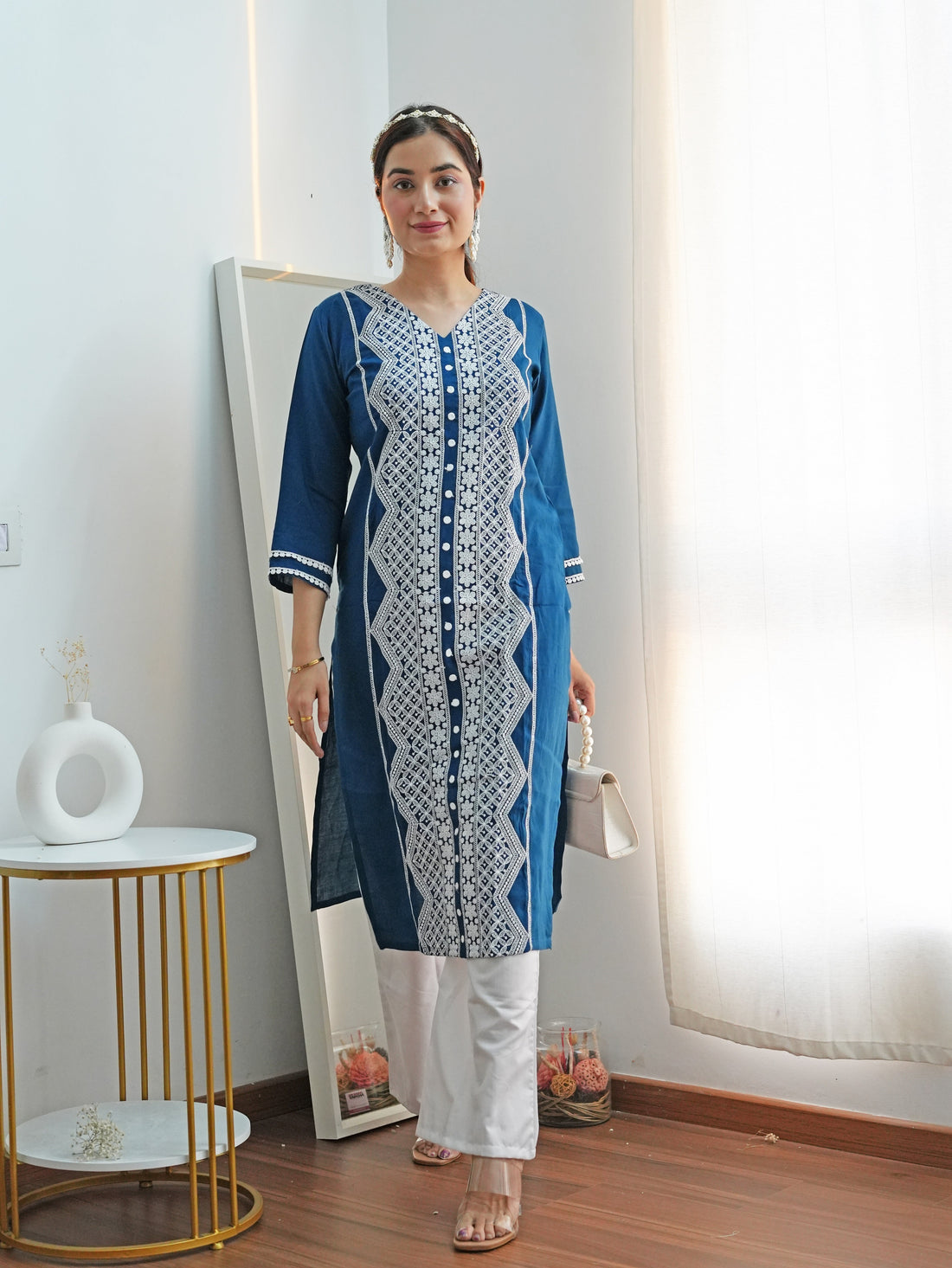 Cotton Rayon Chikankari Embroidery Stright Kurta