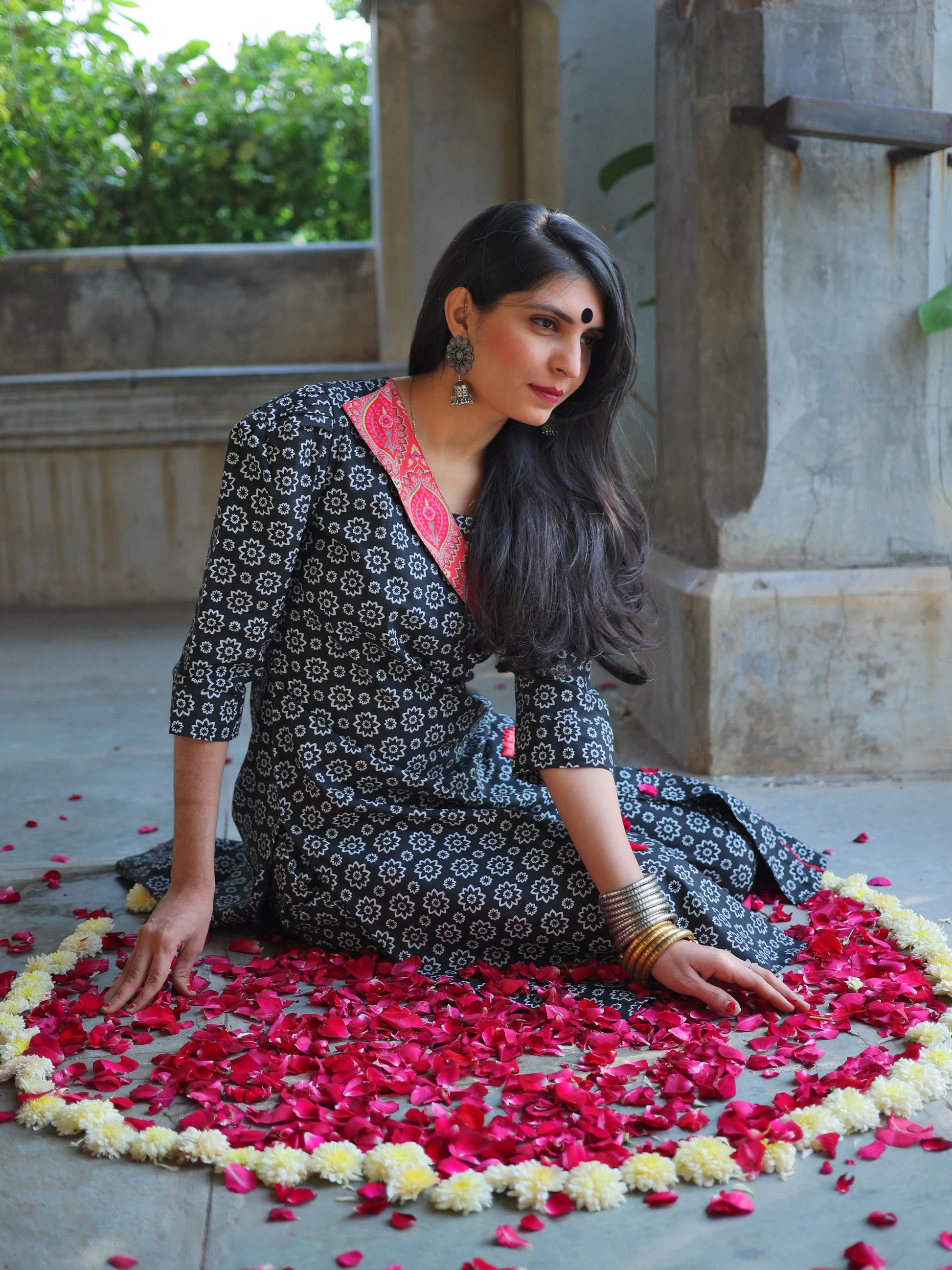 Youthnic black A-line kurta set — angled view