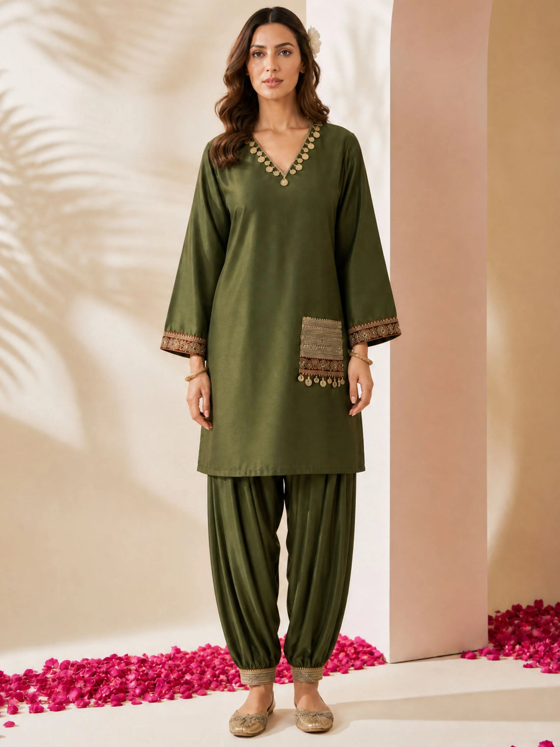 Green Cotton Silk Solid Mirror Work & Pocket Embroidery Straight Kurta With Salwar