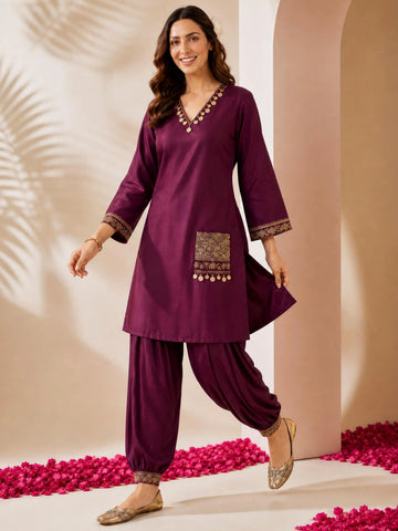 Wine Cotton Silk Solid Mirror Work & Pocket Embroidery Straight Kurta With Salwar
