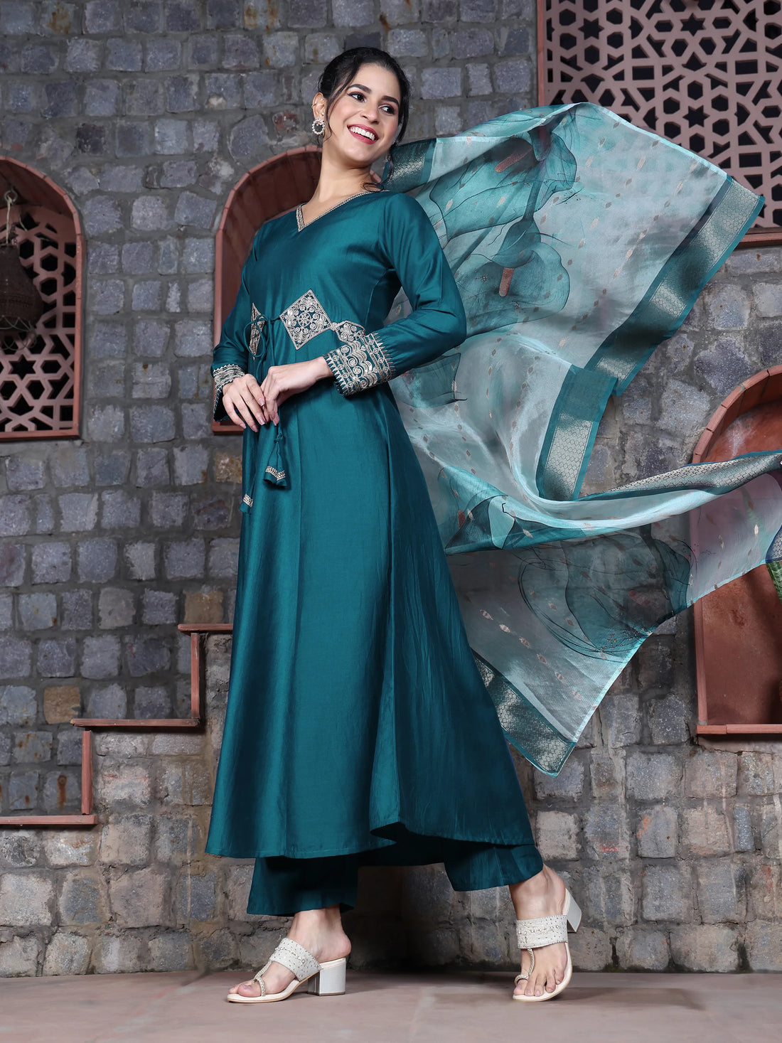 Youthnic Women's Cotton Silk Embroidered Anarkali Kurta Palazzo With Digital Print Dupatta Set (Teal)