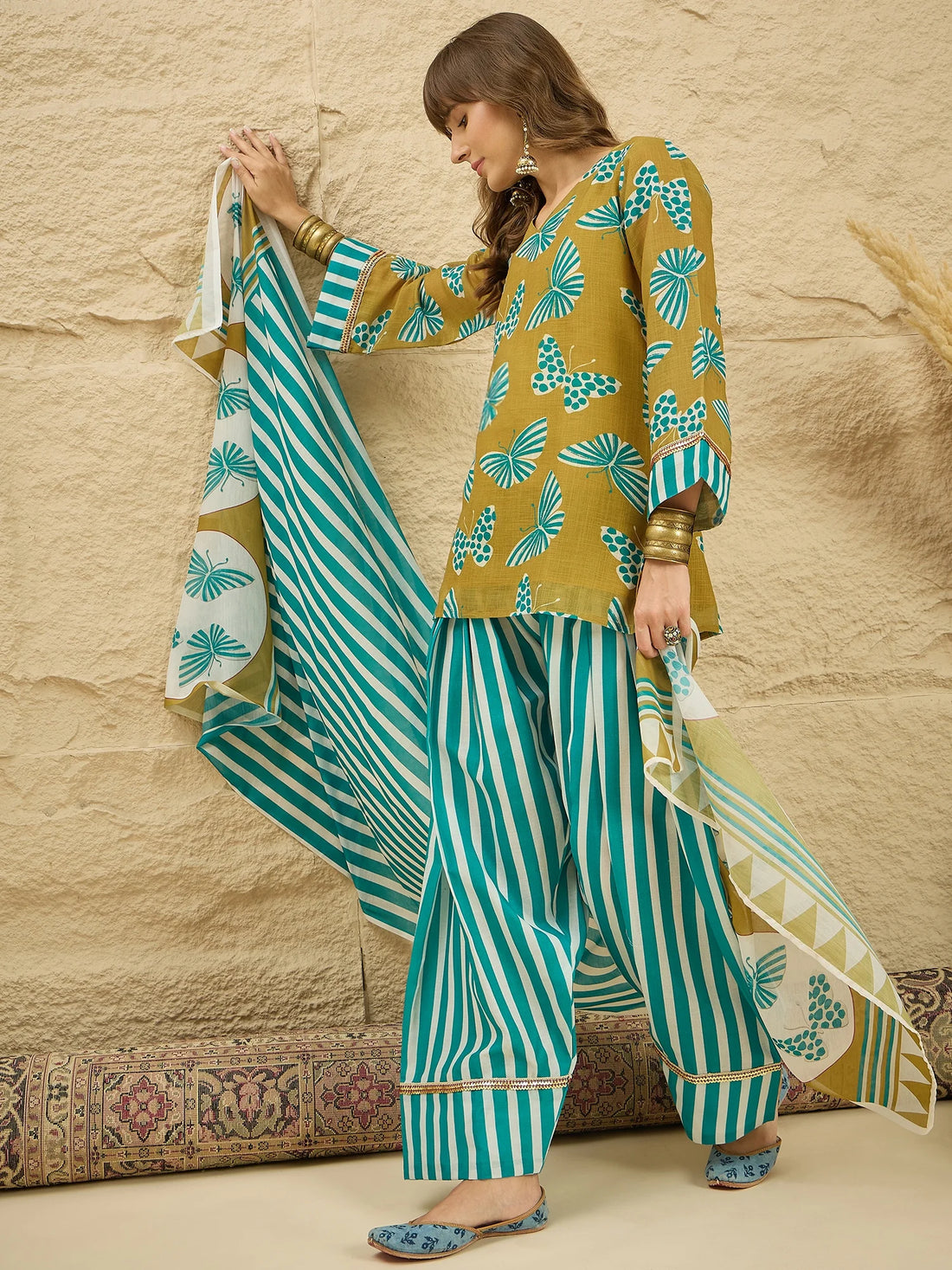 Green Linen Printed Kurta Farshi Salwar Set with Dupatta