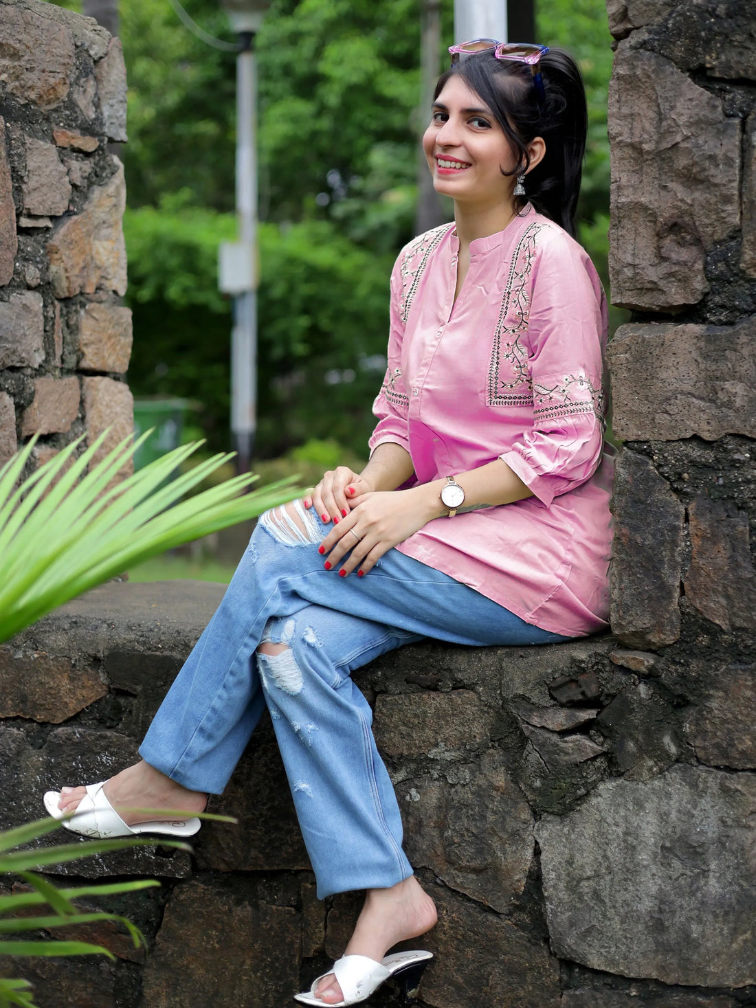 Youthnic Women's Pink Viscose Rayon A-Line Summer Short Kurti