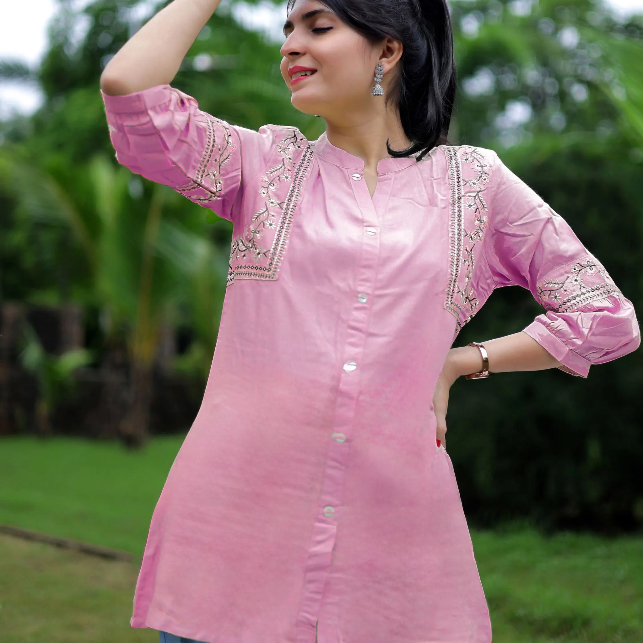 Youthnic Women's Pink Viscose Rayon A-Line Summer Short Kurti