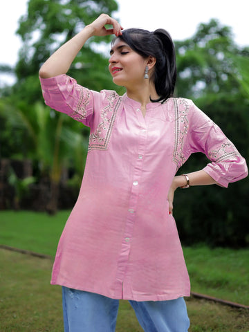 Youthnic Women's Pink Viscose Rayon A-Line Summer Short Kurti