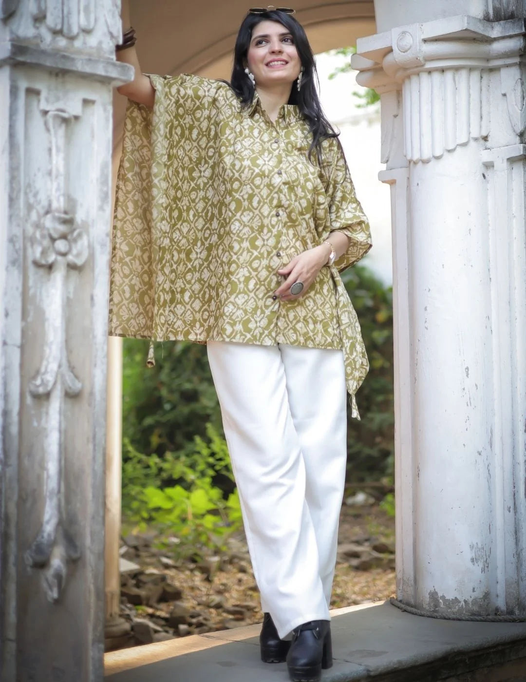 Green Bandhej kaftan top — back view | Youthnic