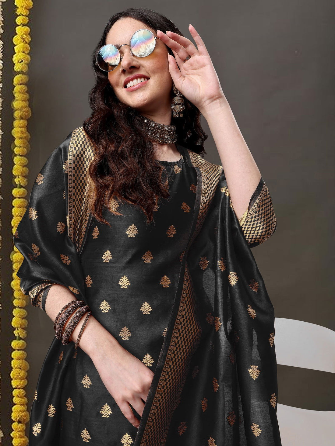 Youthnic - Silk Straight Kurta Salwar Pant With Banarasi Dupatta