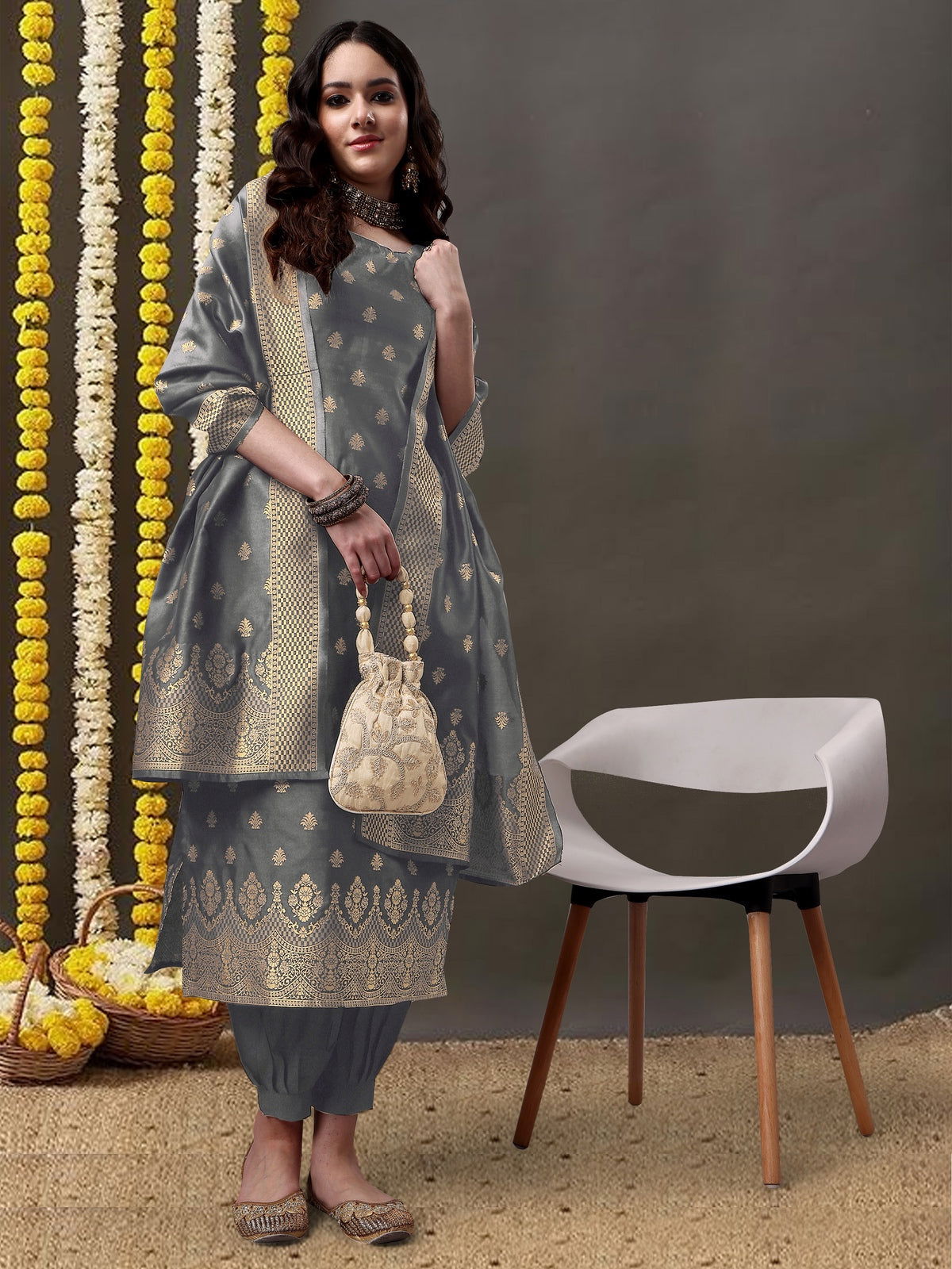 Youthnic - Silk Straight Kurta Salwar Pant With Banarasi Dupatta