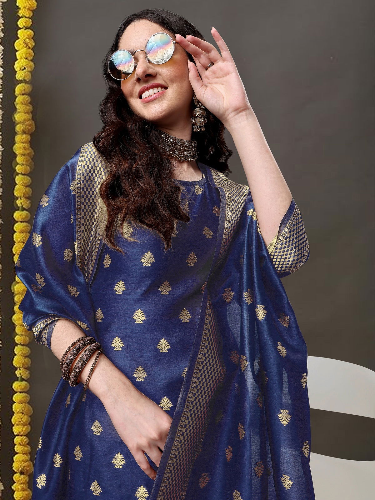 Youthnic - Silk Straight Kurta Salwar Pant With Banarasi Dupatta