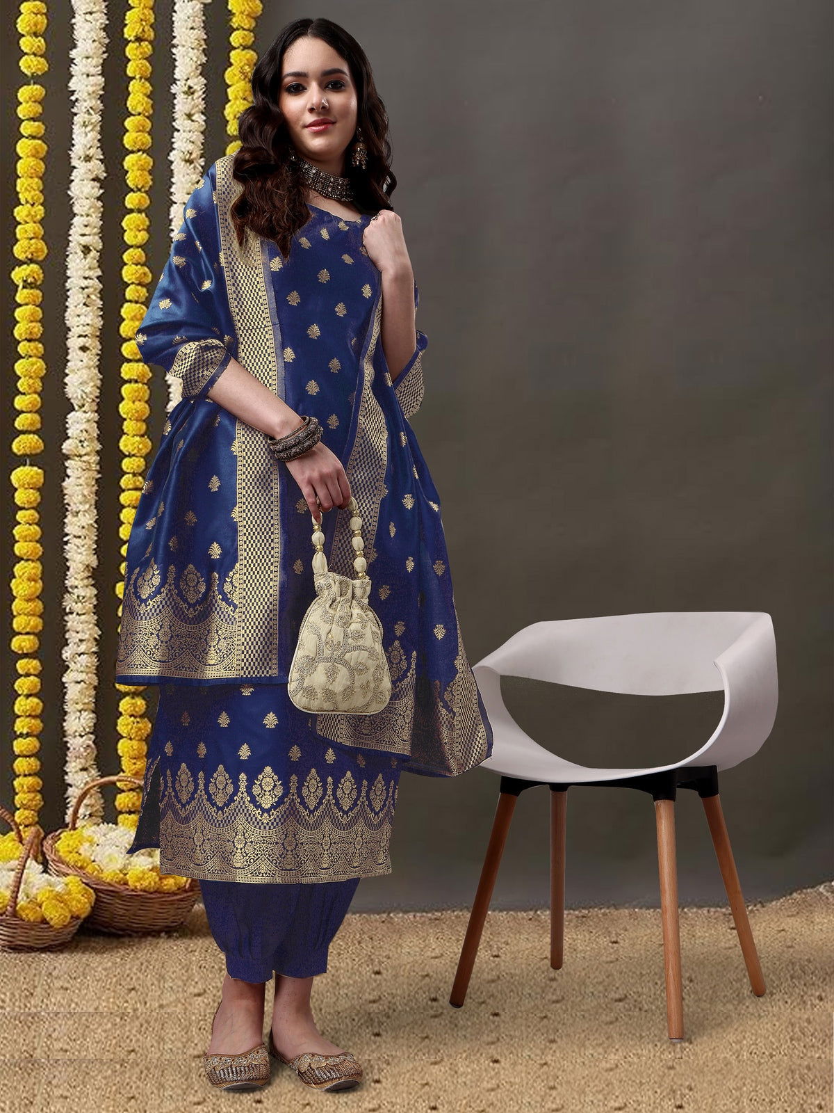 Youthnic - Silk Straight Kurta Salwar Pant With Banarasi Dupatta