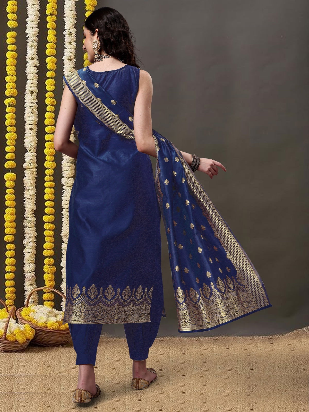 Youthnic - Silk Straight Kurta Salwar Pant With Banarasi Dupatta