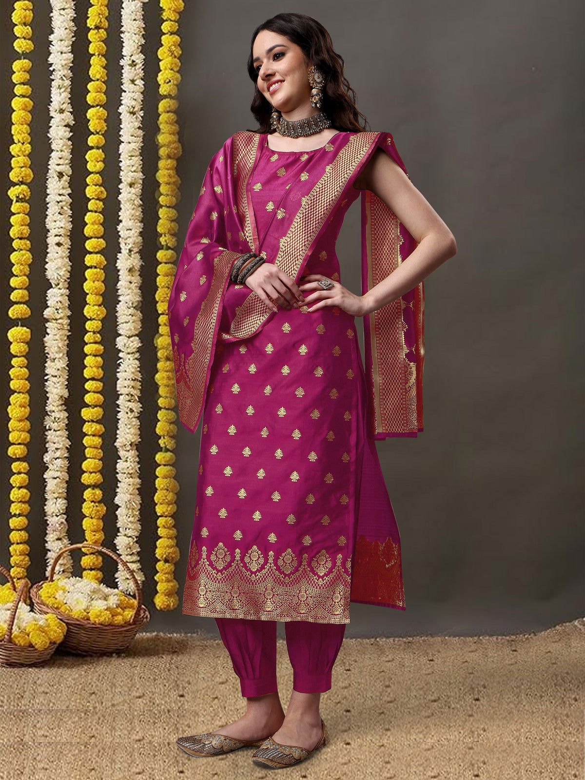 Youthnic - Silk Straight Kurta Salwar Pant With Banarasi Dupatta