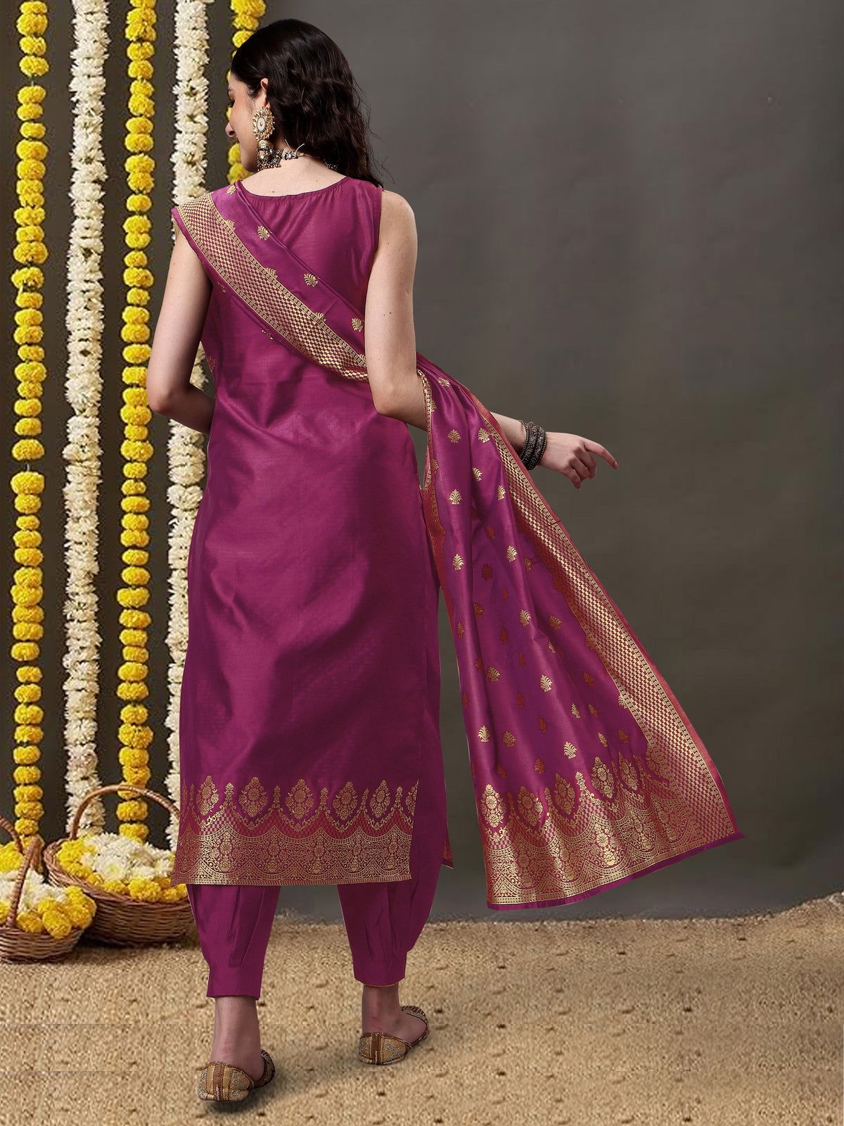 Youthnic - Silk Straight Kurta Salwar Pant With Banarasi Dupatta