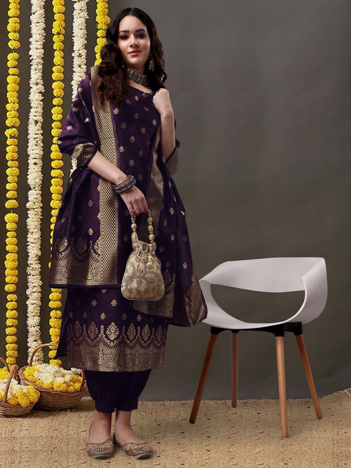 Youthnic - Silk Straight Kurta Salwar Pant With Banarasi Dupatta